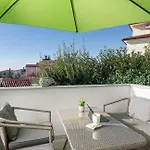 Nala - Detached House, Walk To Holiday home *