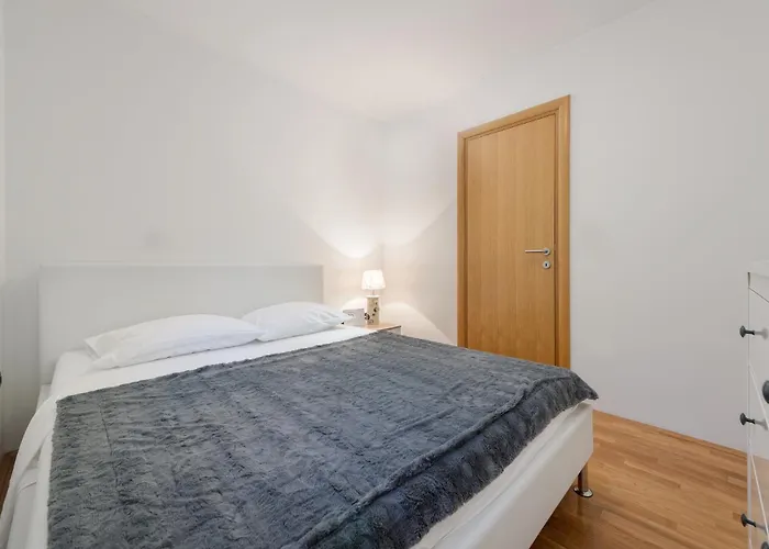 بيت للعطل Nala - Detached House, Walk To *